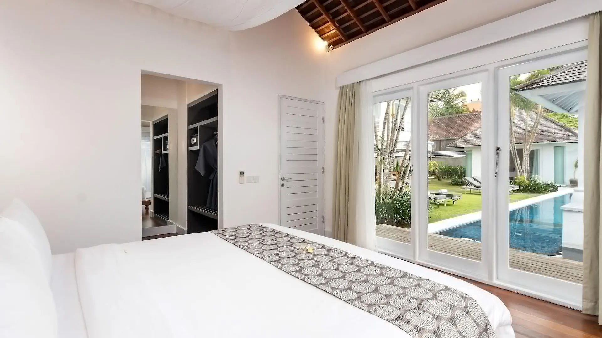 Villa M Bali Seminyak